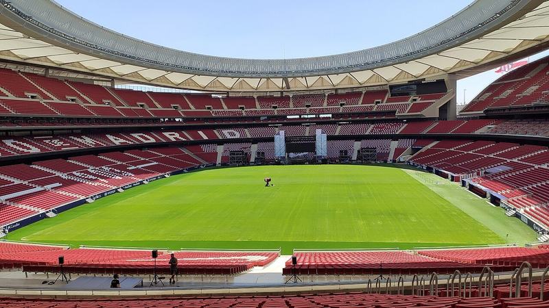 Gradas y terreno de juego del estadio Metropolitano